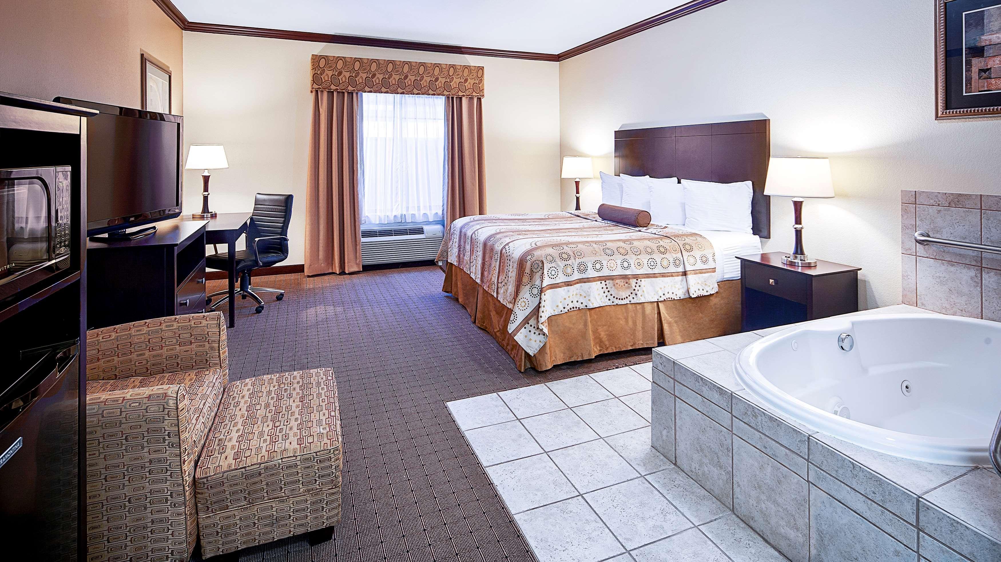 Best Western Plus Royal Mountain Inn & Suites Athens Exterior foto